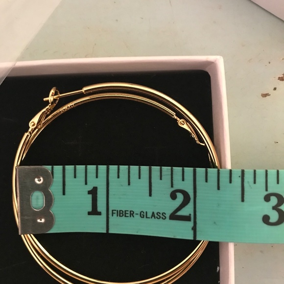 14KGold Plated Earrings NewWithBox - Picture 3 of 9